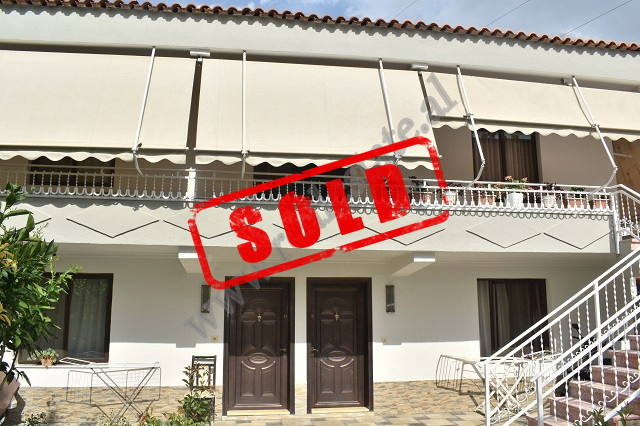 The villa is positioned on Albanopoli street in Tirana.
It has a land area of 234 m2 and a construc